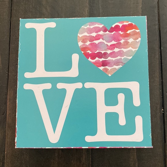 Girls decorative wall and shelf motivational decor. Sparkle, love, believe, etc - Picture 8 of 14